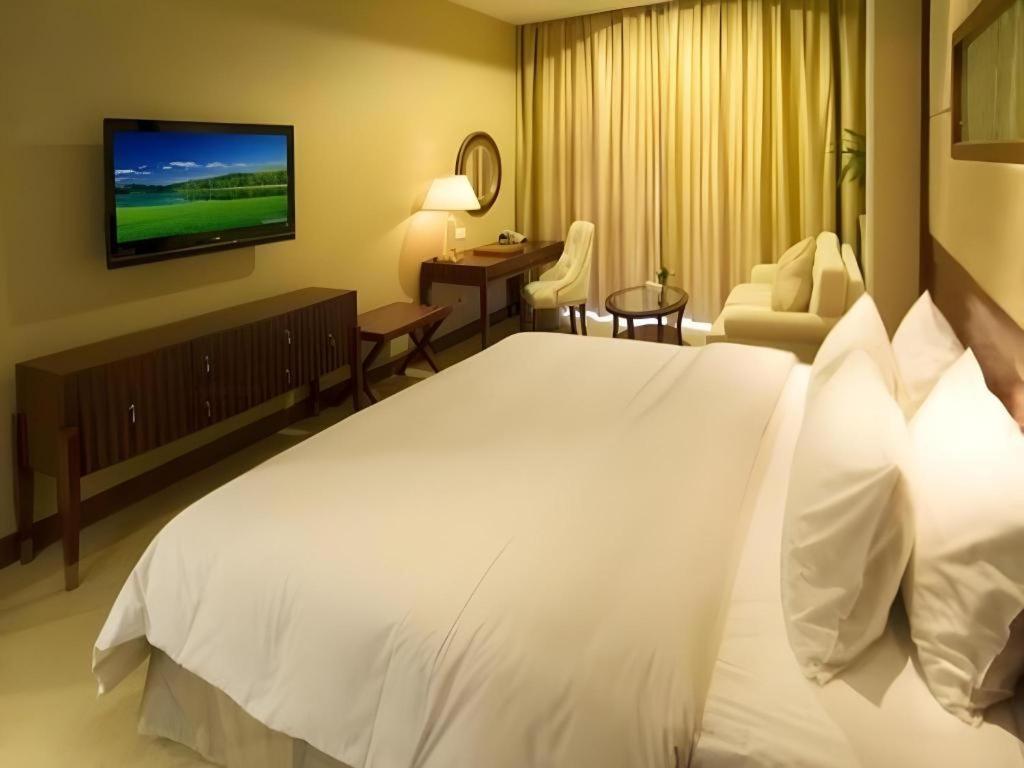 Nanchang Galactic Peace International Hotel Extérieur photo