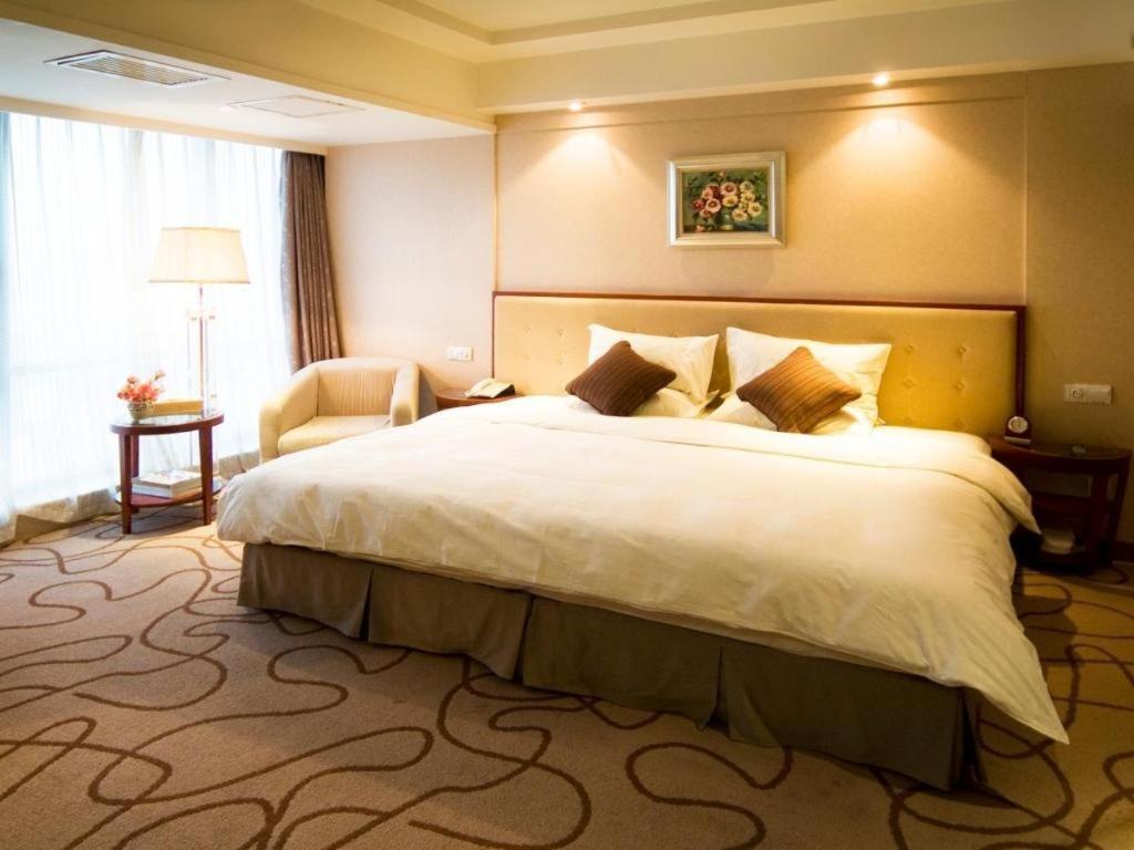 Nanchang Galactic Peace International Hotel Extérieur photo